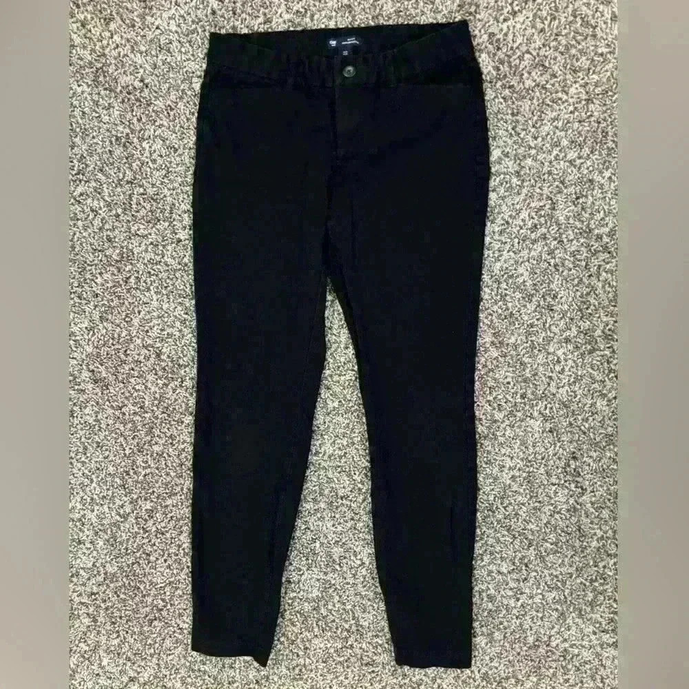 GAP black slim city size 2 pants